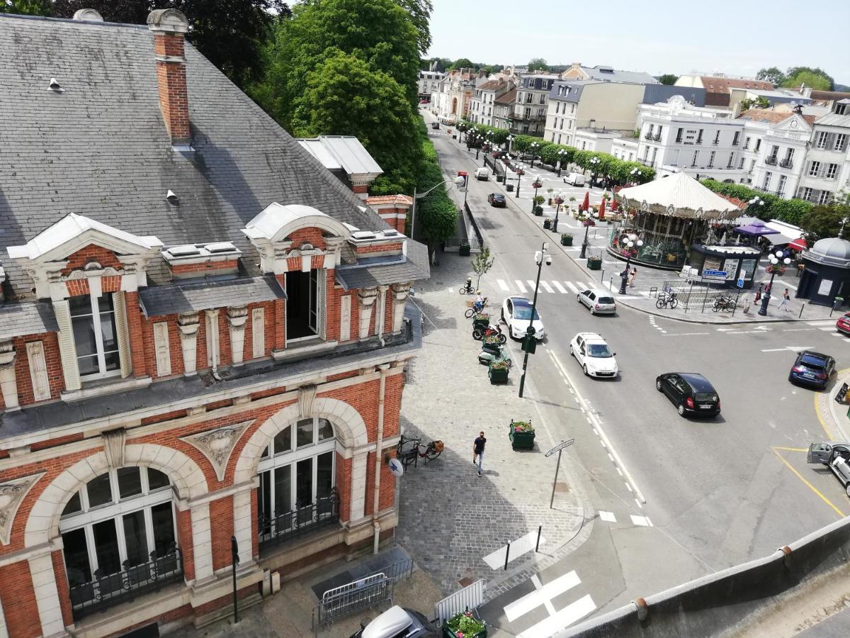 Hotel Belle Fontainebleau Bagian luar foto